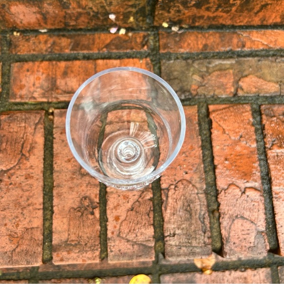 SHANNON CRYSTAL by GODINGER Crystal Vintage Wine Goblet - Picture 5 of 7